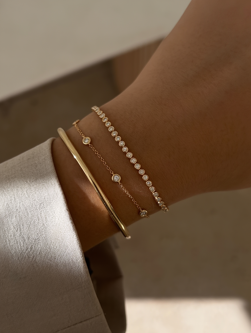 The Rise of Minimalist Jewelry: Why Less is More in 2026