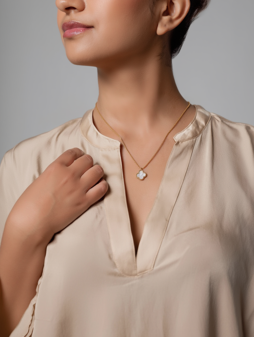 Mother of Pearl Clover Necklace