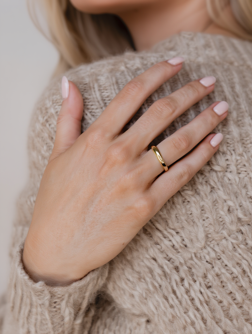 Phoebe Ring - Gold