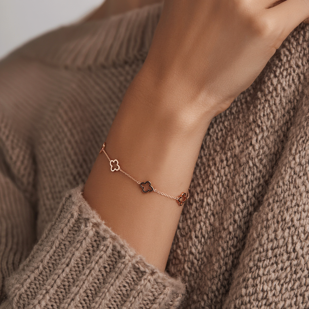 Multi Hollow Clover Bracelet