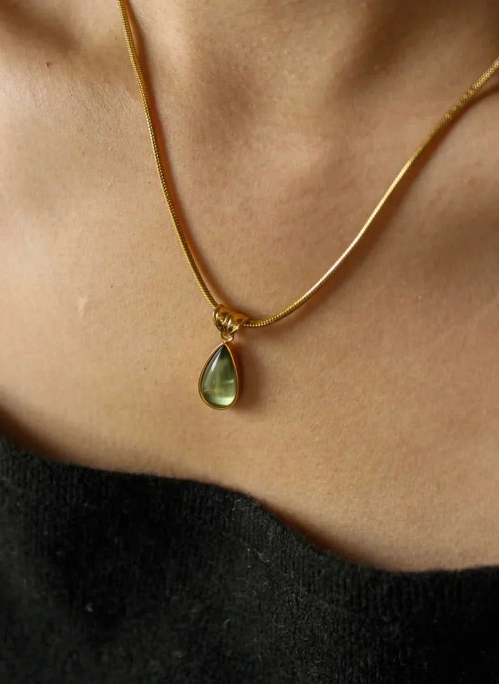 Athena Water Drop Necklace - AYUNA