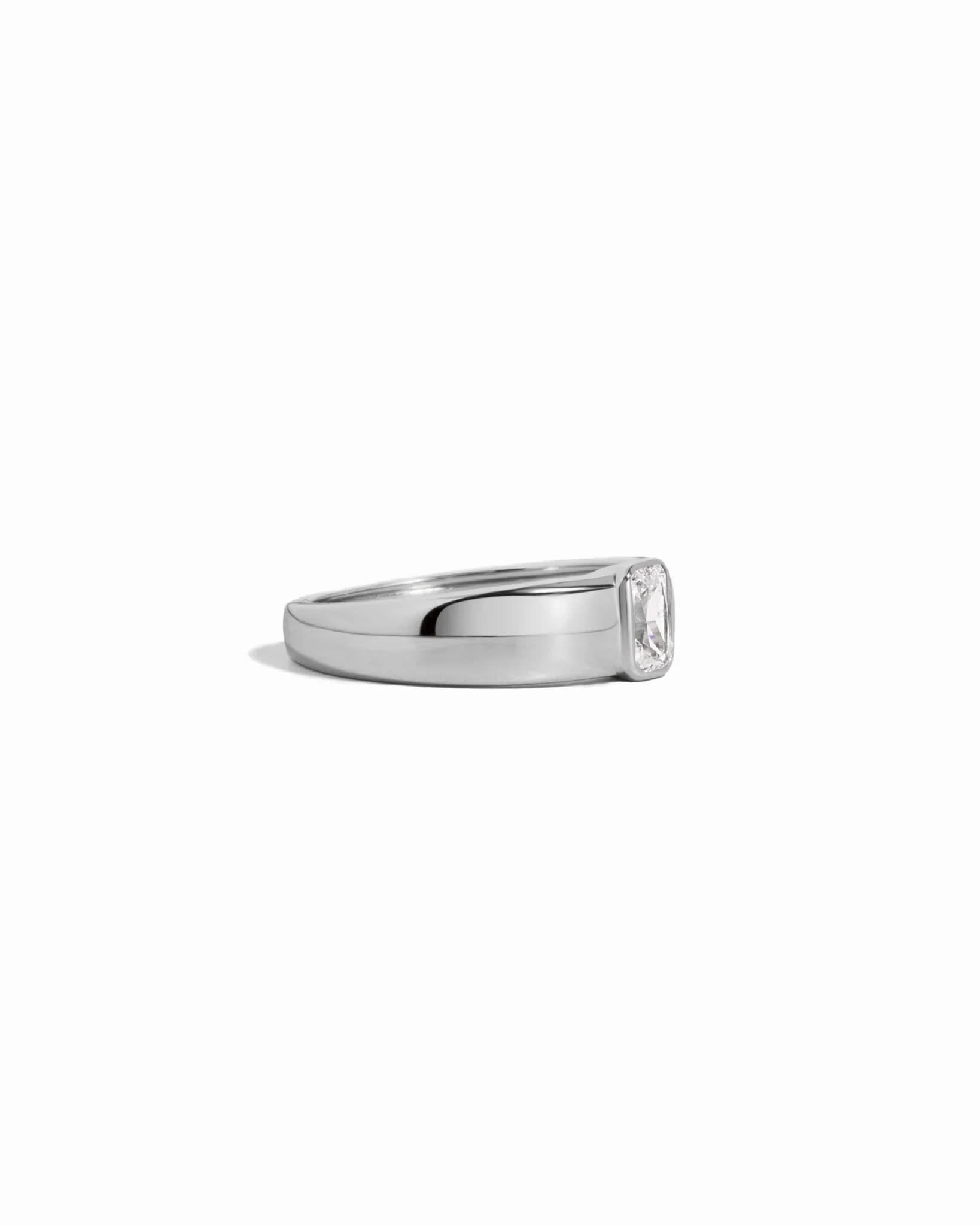 Baguette Dome Ring - AYUNA