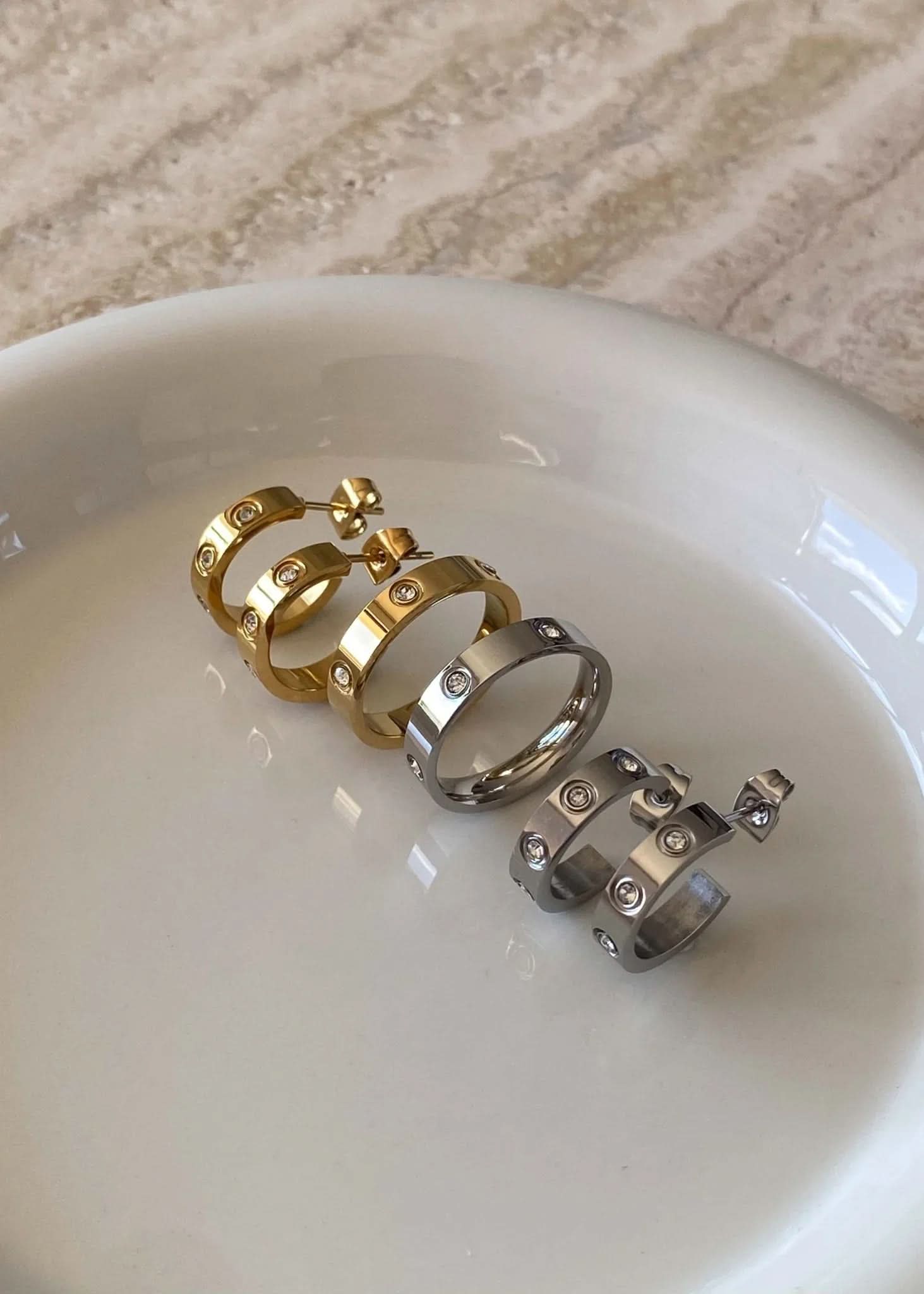 Blanca Hoops - Gold - AYUNA