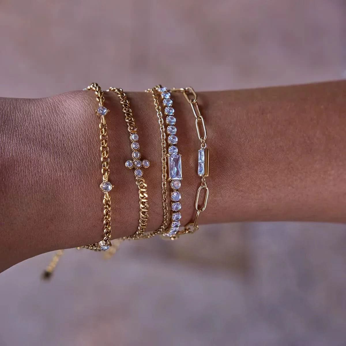 Crystal Cross Bracelet - AYUNA