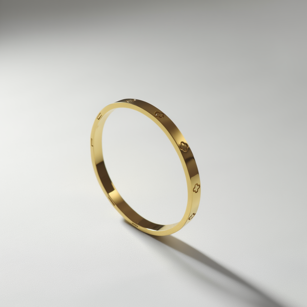 Clover Love Bangle