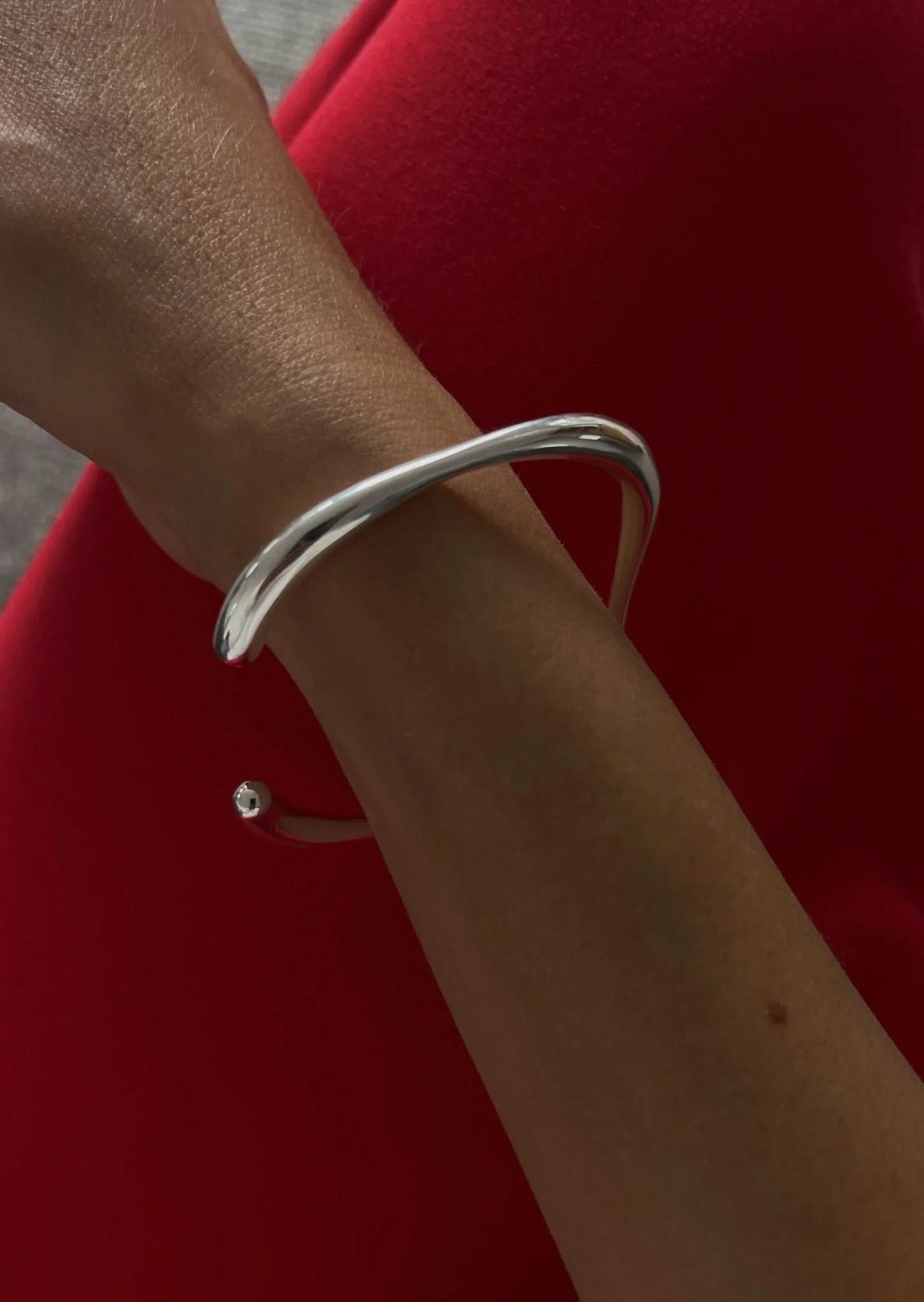 Isha Bangle - Silver - AYUNA