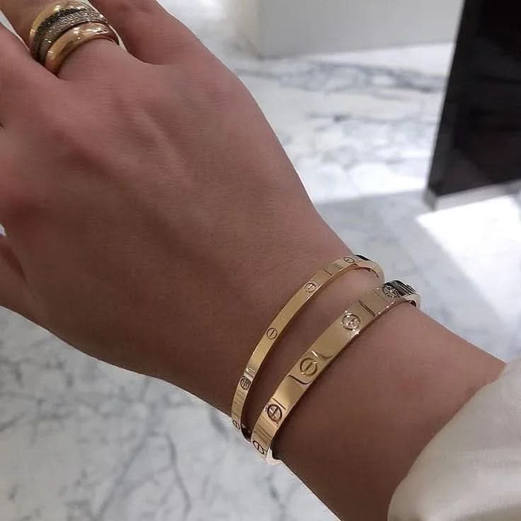 Love Bracelet - AYUNA