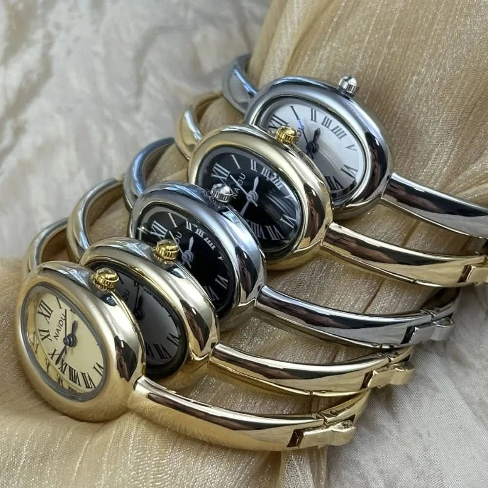 Naidu Oval Watch Gold - AYUNA