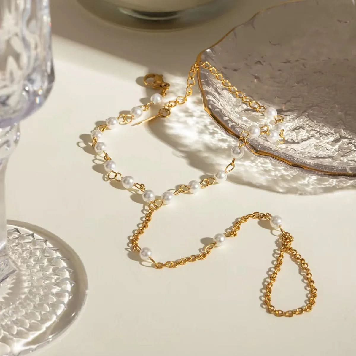Pearl Hand Chain - AYUNA