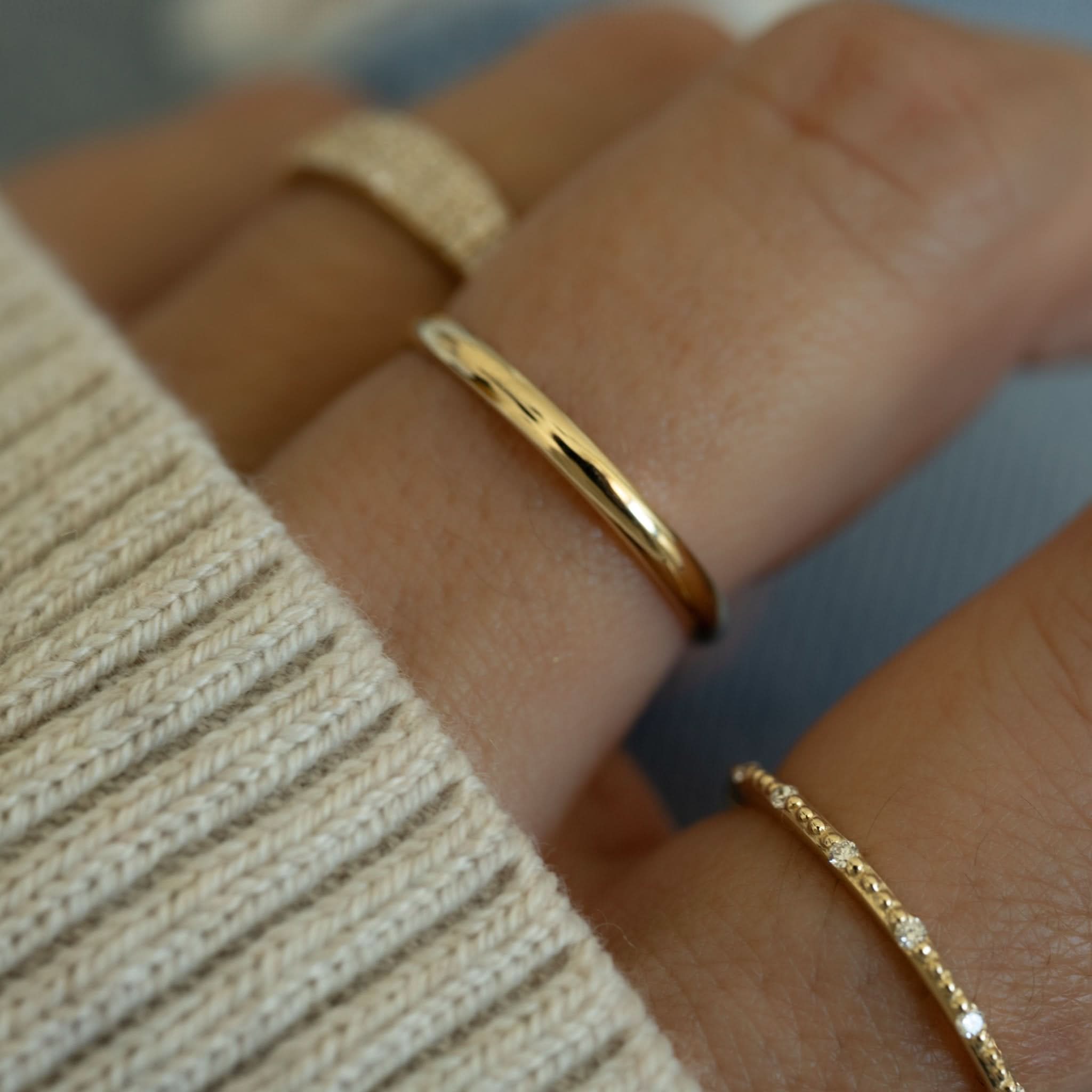 Simple Stacking Band - AYUNA