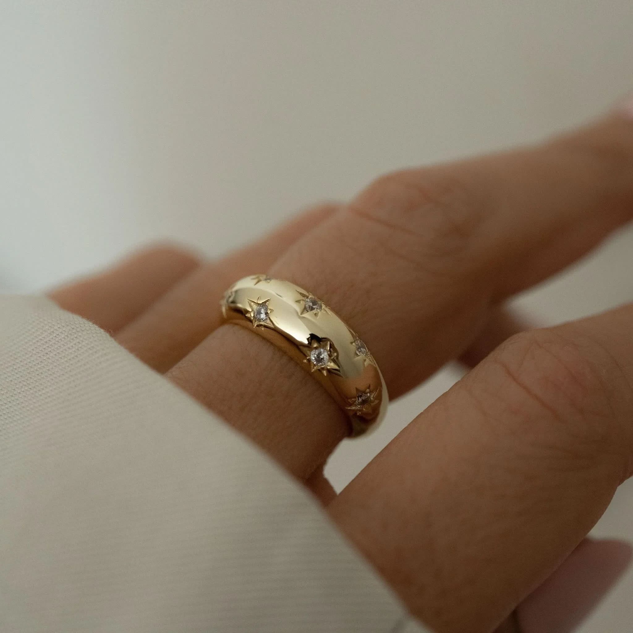 Star Dome Ring - AYUNA