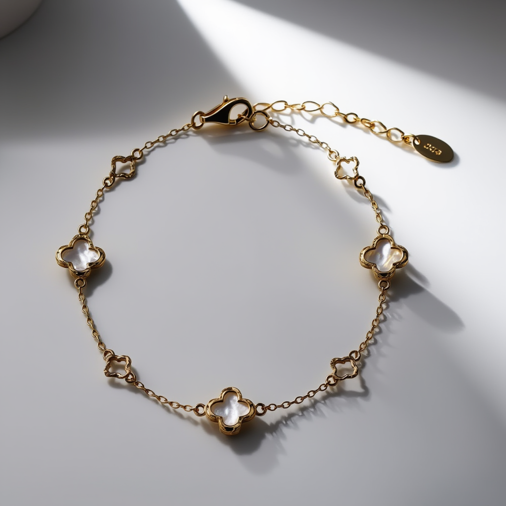 Dainty Clover Bracelet