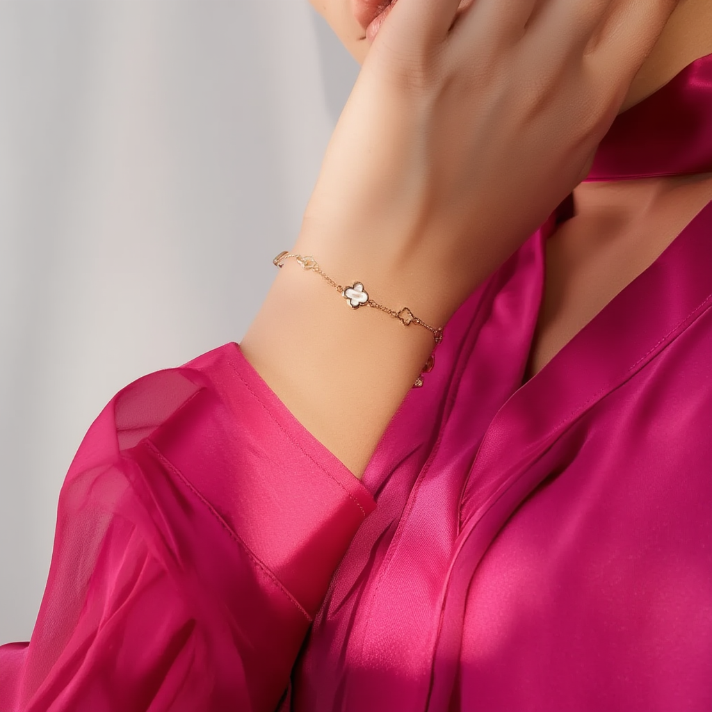 Dainty Clover Bracelet