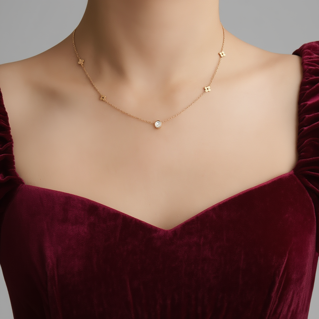 Carrie Clover Necklace