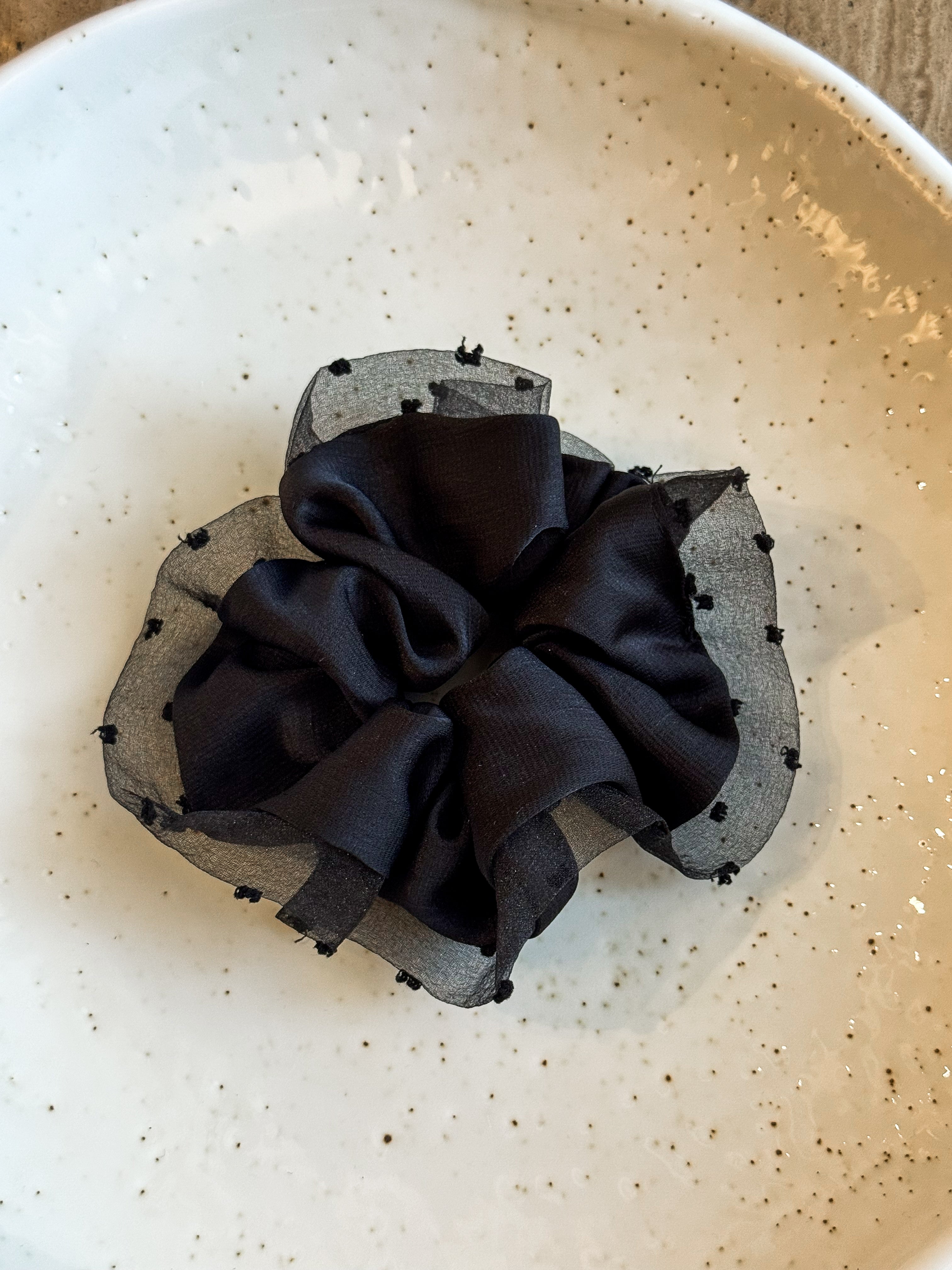 Scrunchie Mesh Polkadot Black