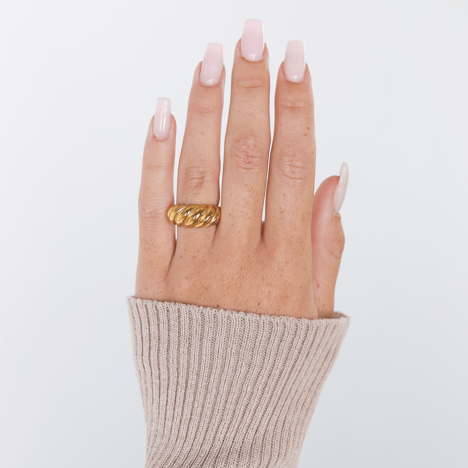 Croissant Ring - AYUNA
