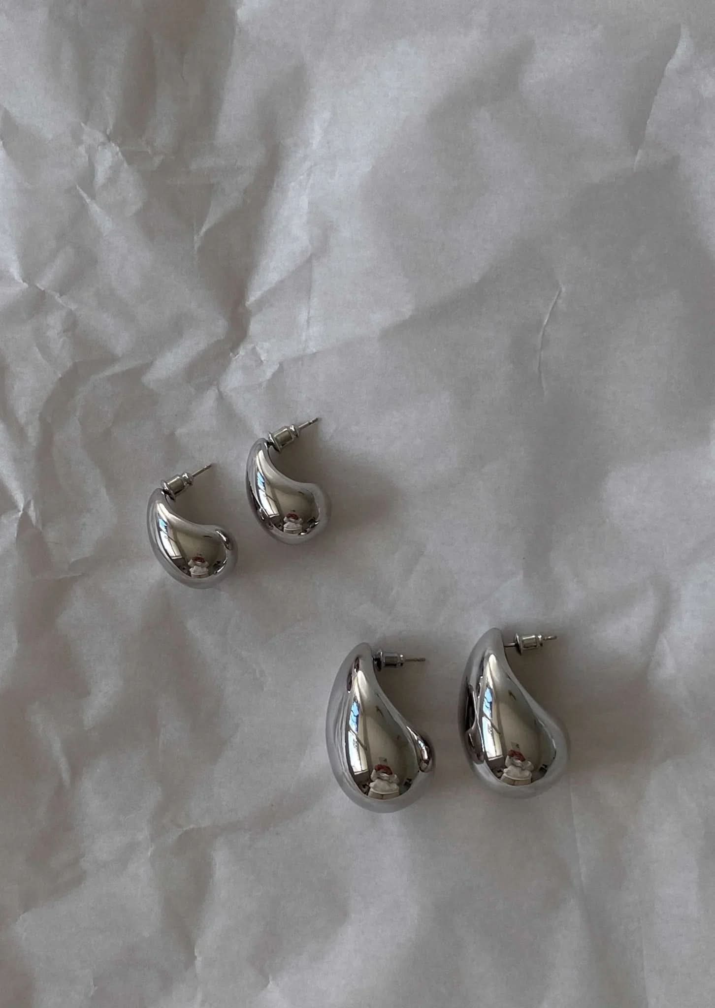 Darcy Earrings - Silver - AYUNA