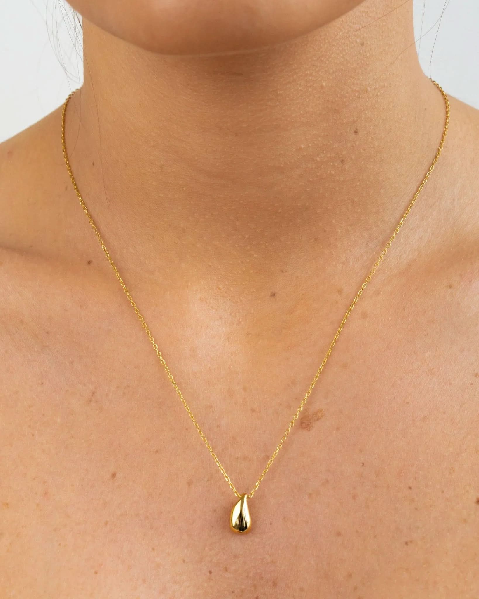 Drop Necklace - AYUNA