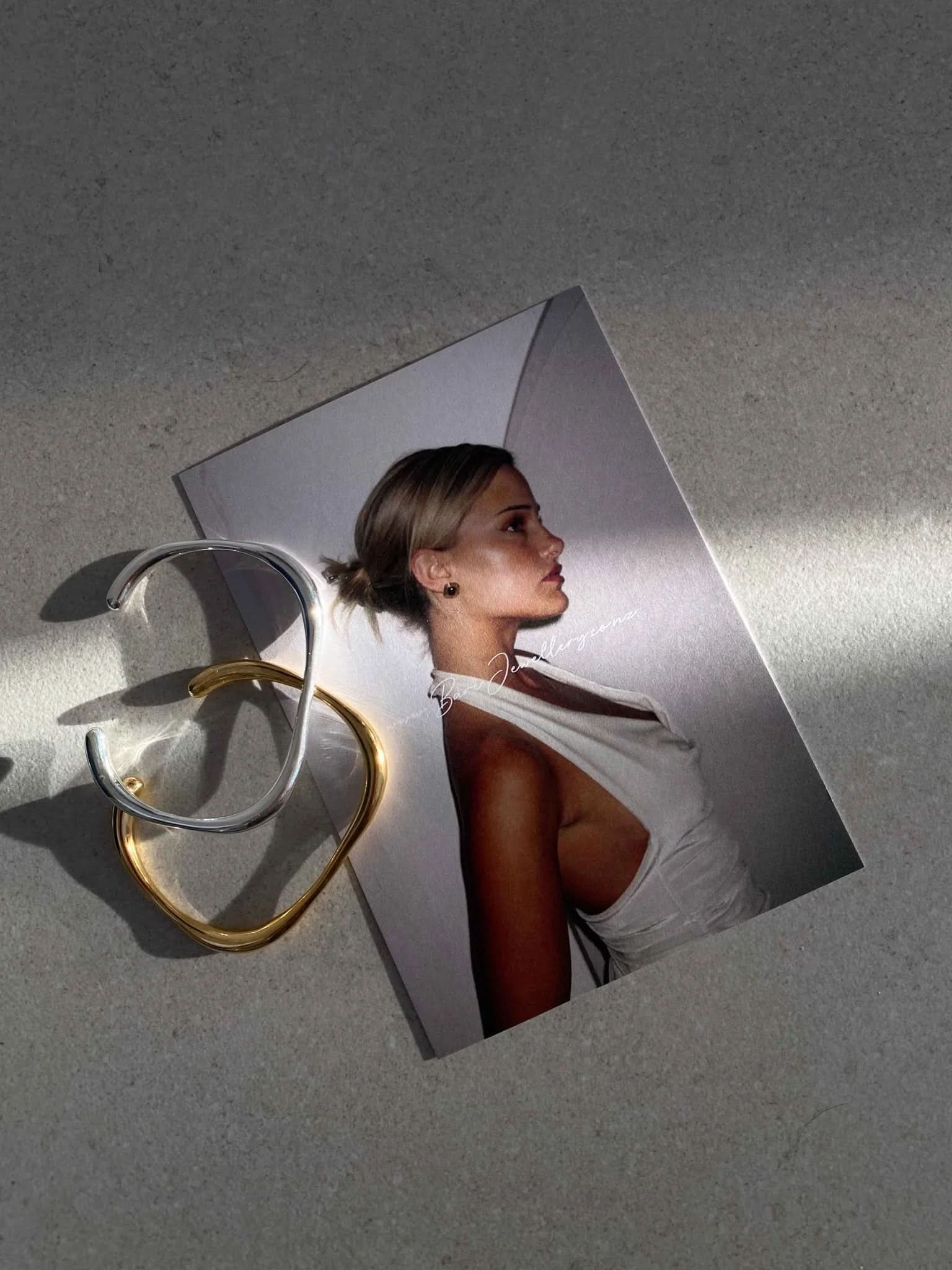 Isha Bangle - Silver - AYUNA