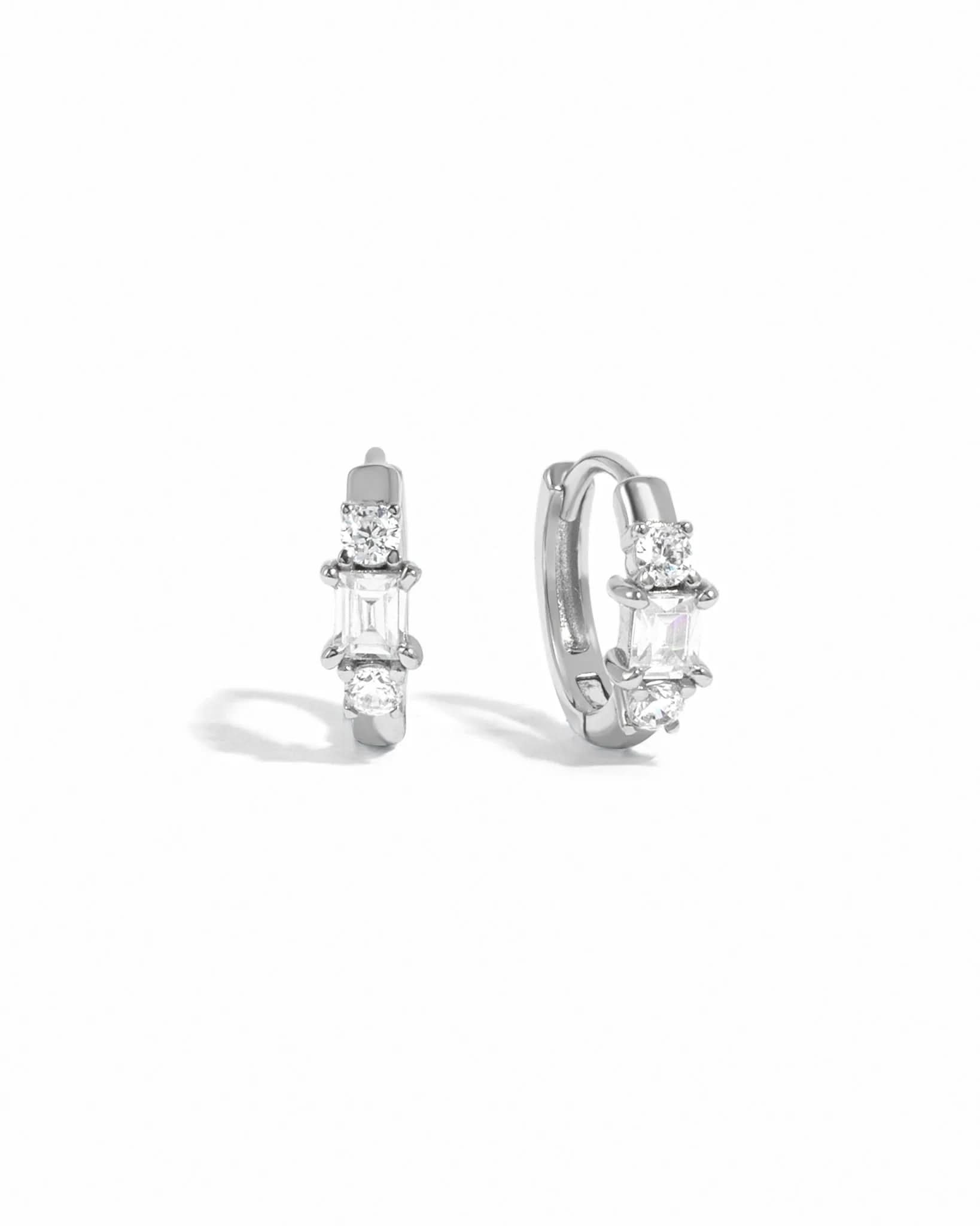 Kai Huggie Hoops - AYUNA
