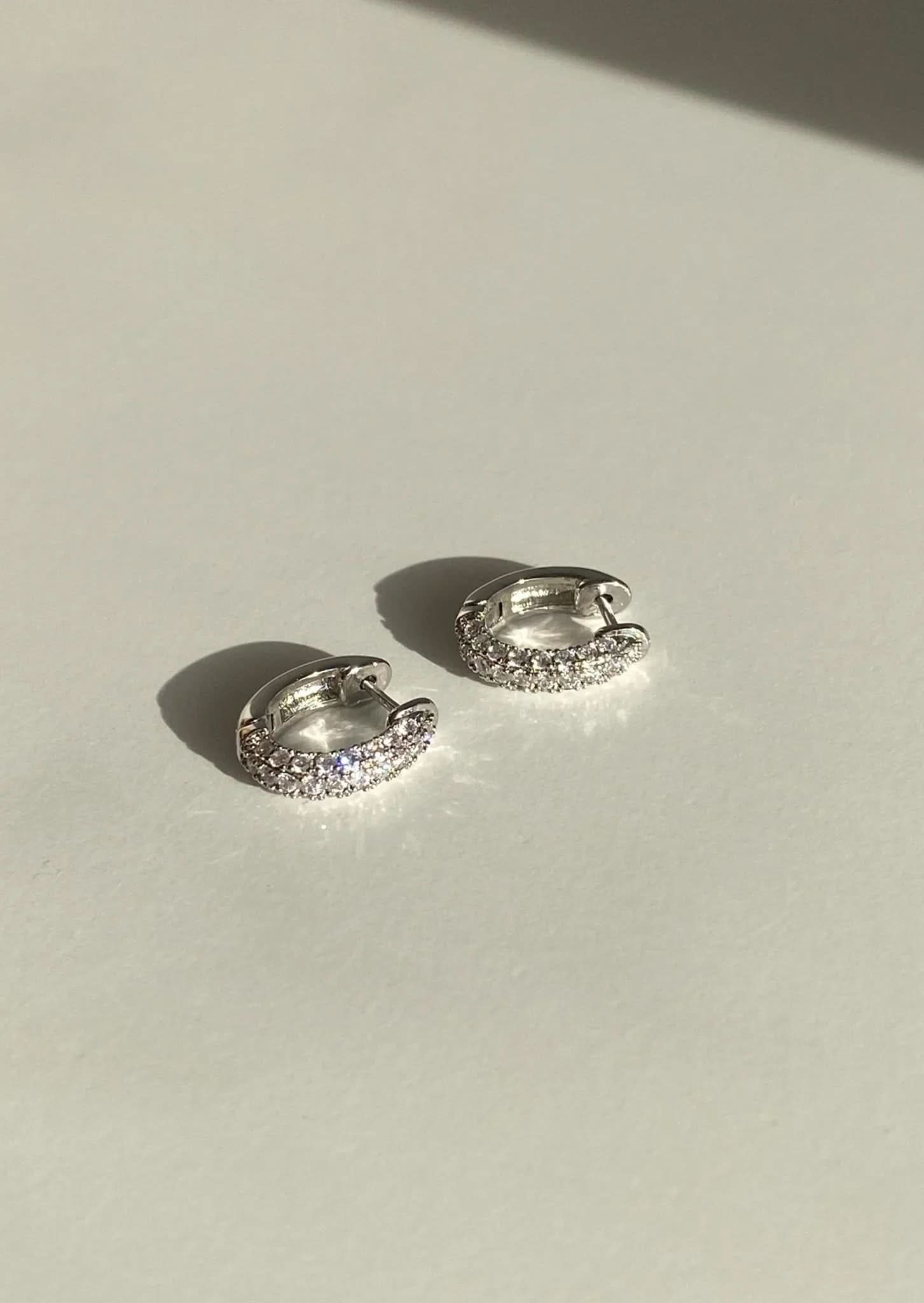 Lya Hoops - Silver - AYUNA