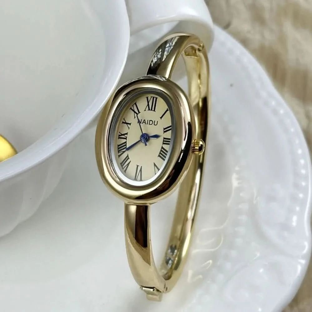 Naidu Oval Watch Gold - AYUNA