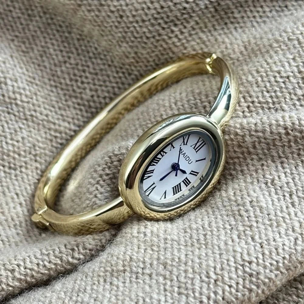 Naidu Oval Watch Gold - AYUNA