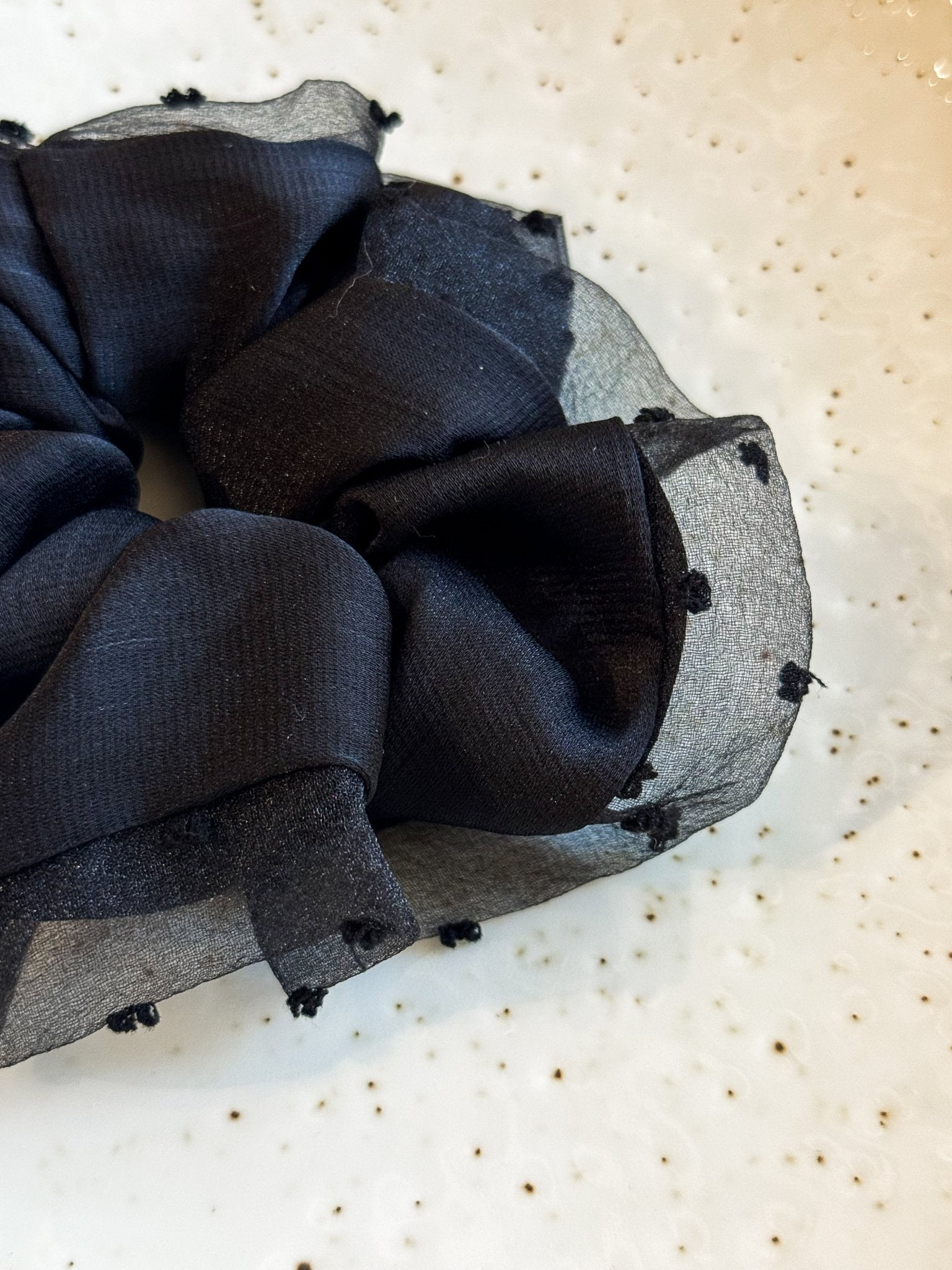 Scrunchie Mesh Polkadot Black