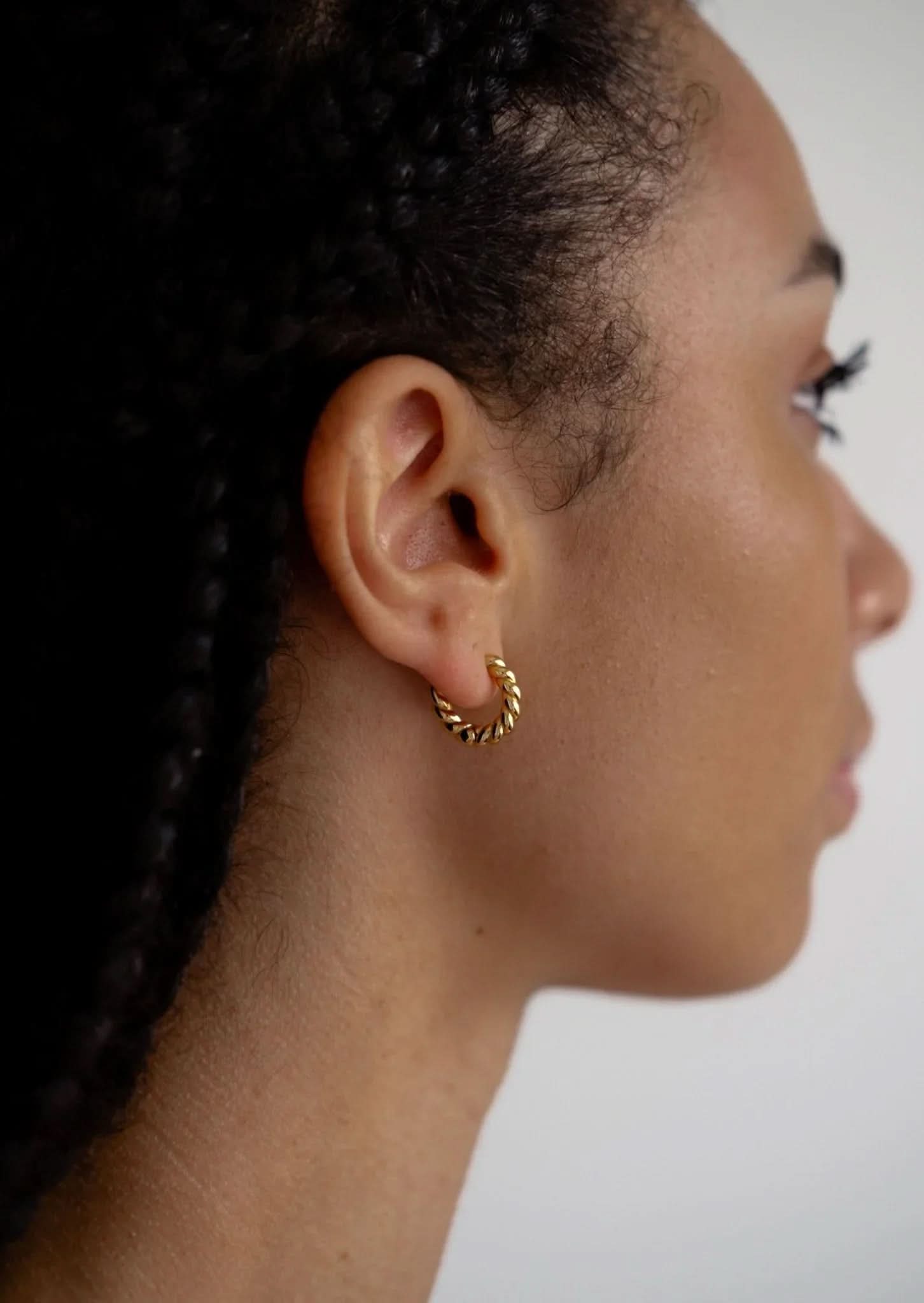 Sofia Hoops - Gold - AYUNA