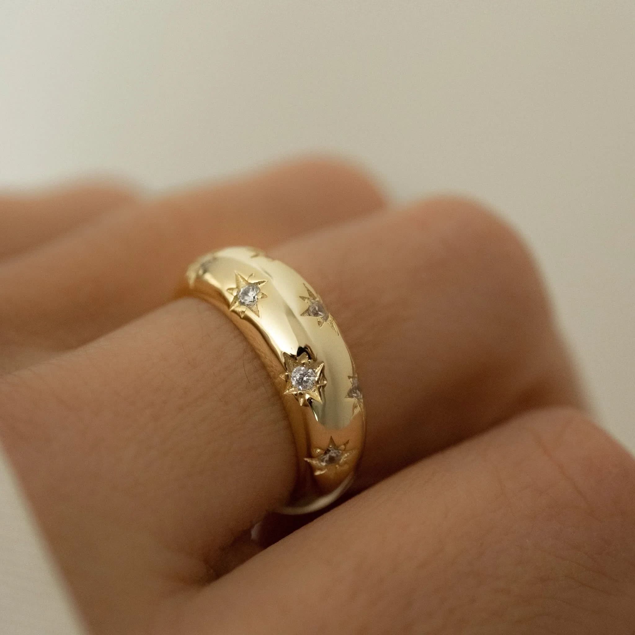 Star Dome Ring - AYUNA