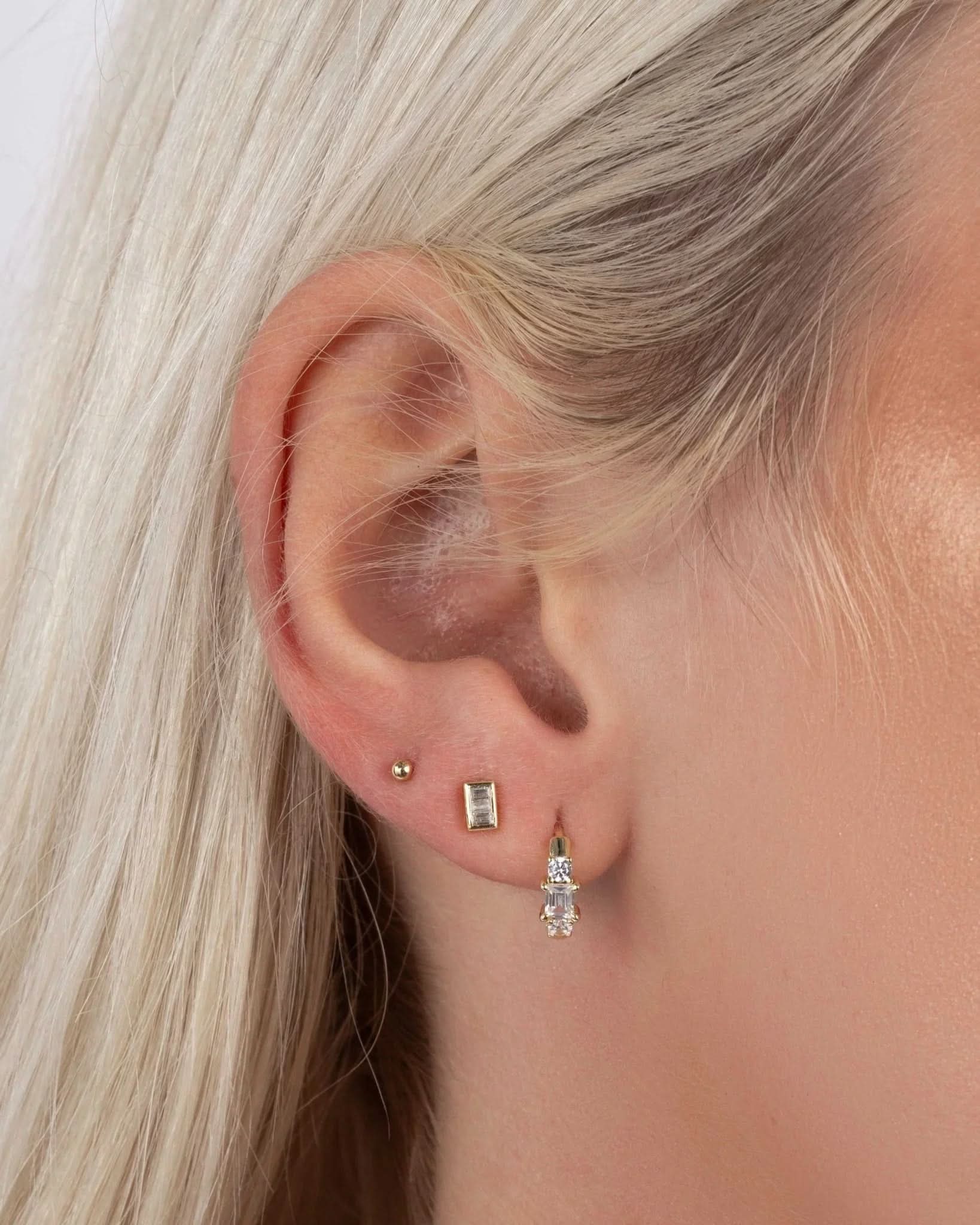 Tiny Baguette Studs - AYUNA